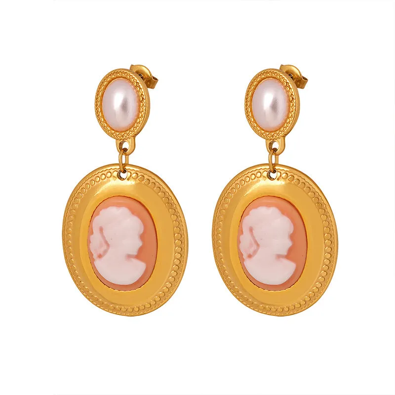 18K Gold Retro Fashion Inlaid Gems and Pearls with Versatile Earrings