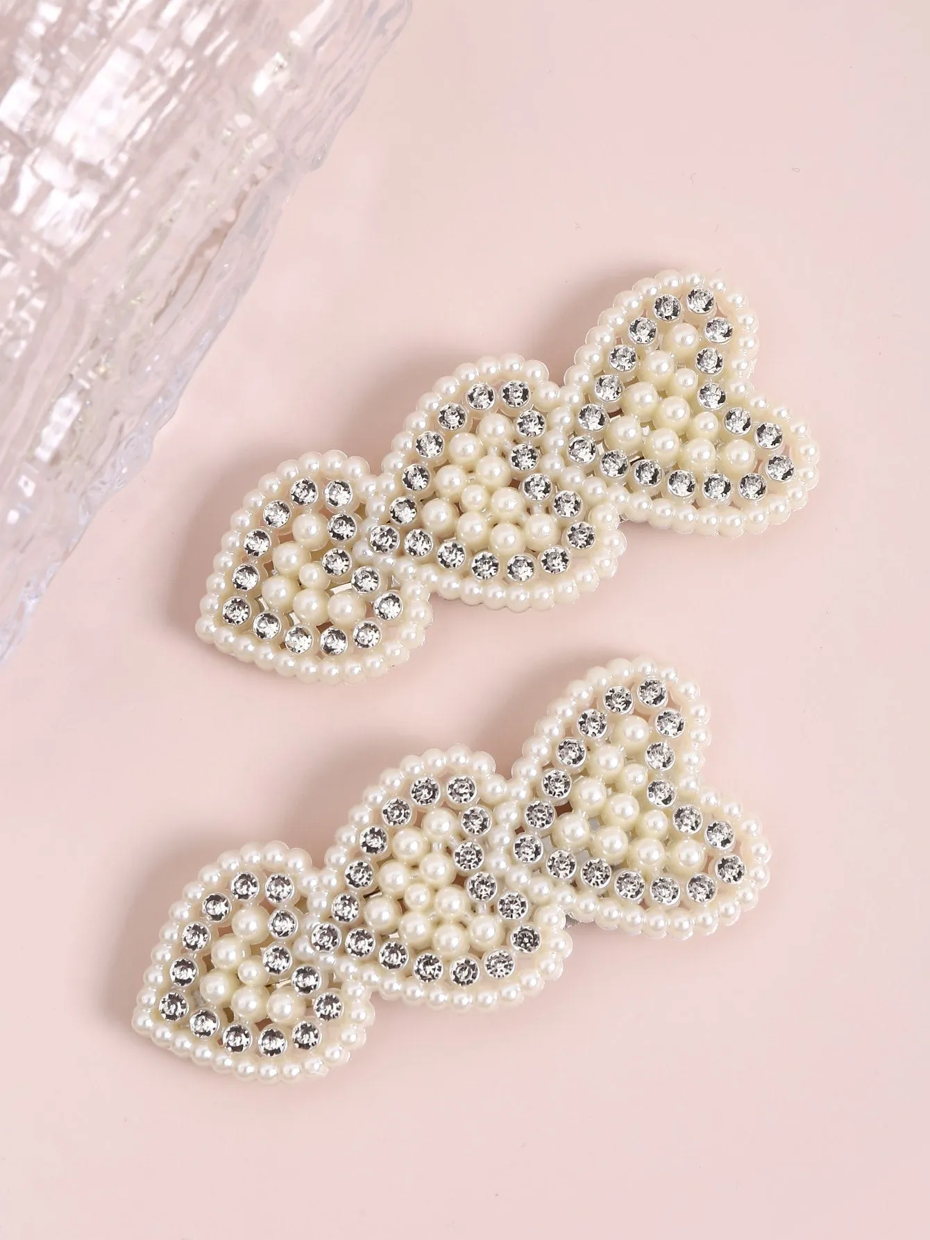 2pcs Rhinestone & Faux Pearl Heart Decor Snap Clip for Women Barrette Styling