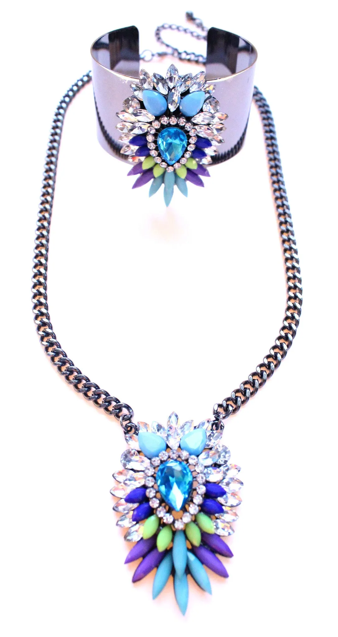 Colorful Sparkle Pendant Necklace- Blue Multi