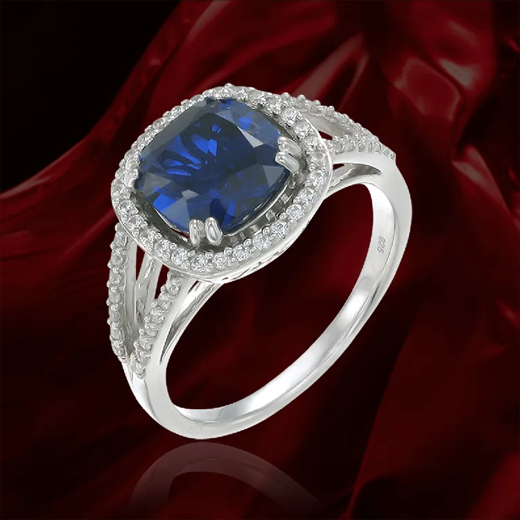 Delightful Sapphire Ring with Halo