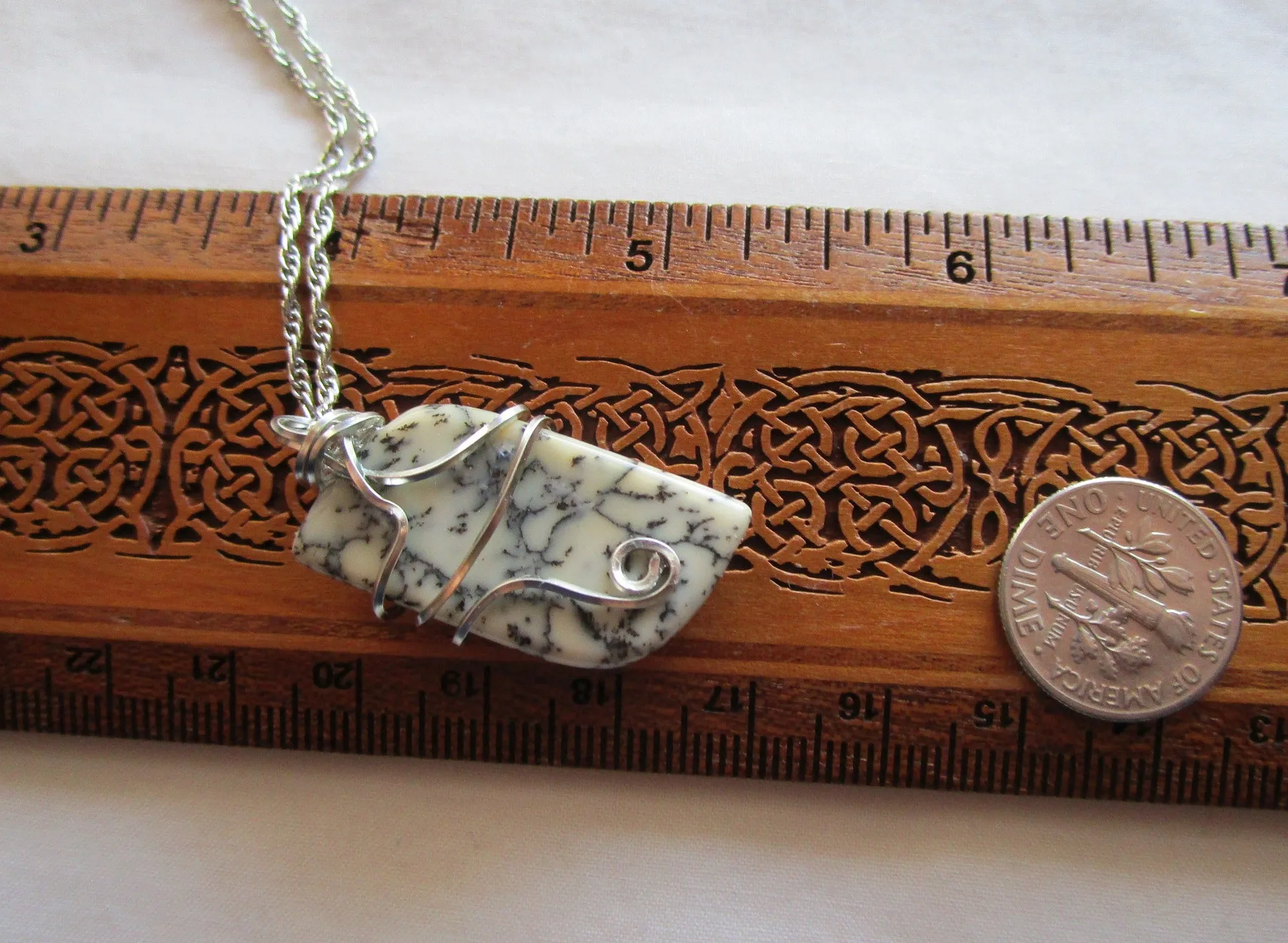 Dendrite Agate Natural Wire Wrapped Crystal Pendant Necklace