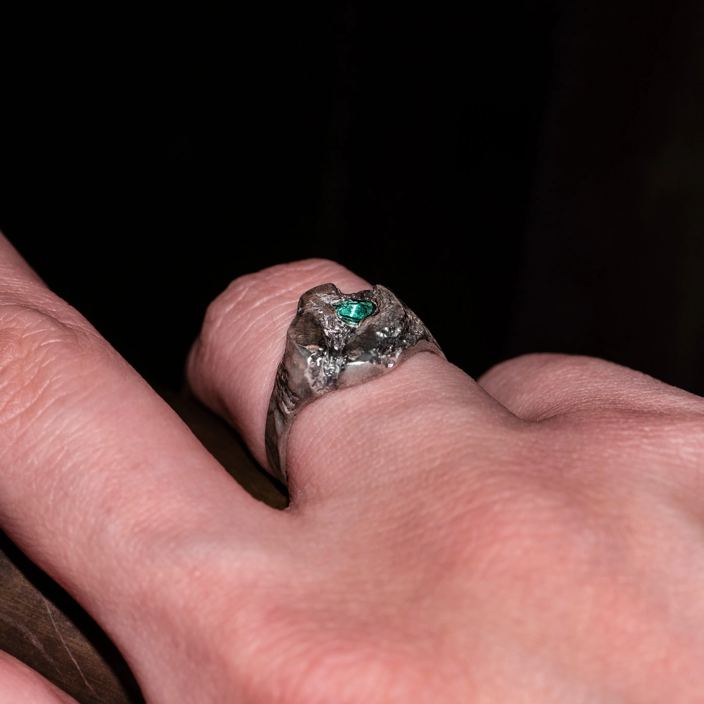 Emerald Signet Ring - VIRIDIAN