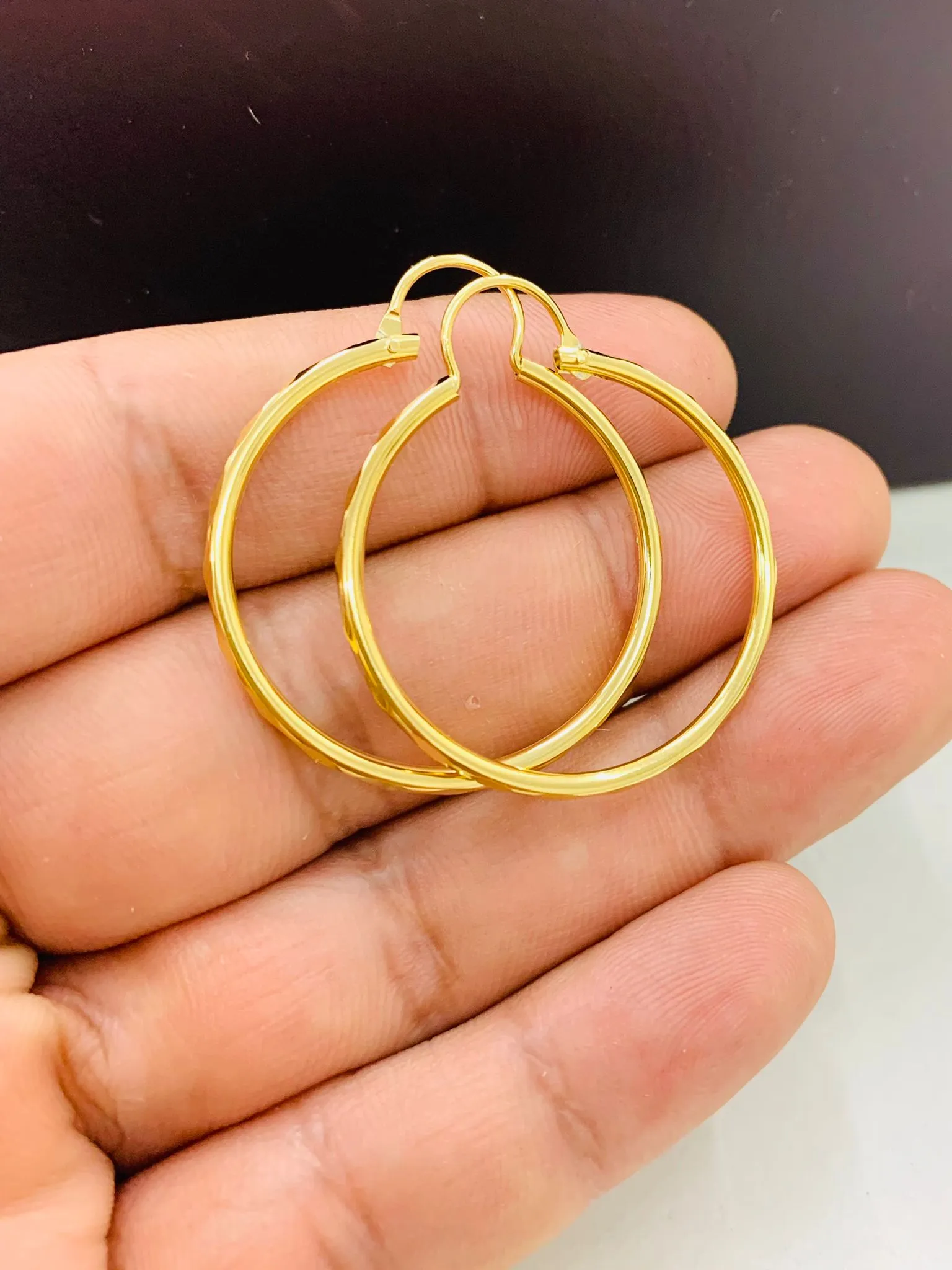 Endless Hoop Earrings Diamond Cut Design for Women's 1.5x1.3" in Gold Filled / Very Nice Hoop Earrings / Everyday Earrings / Argollas de Oro