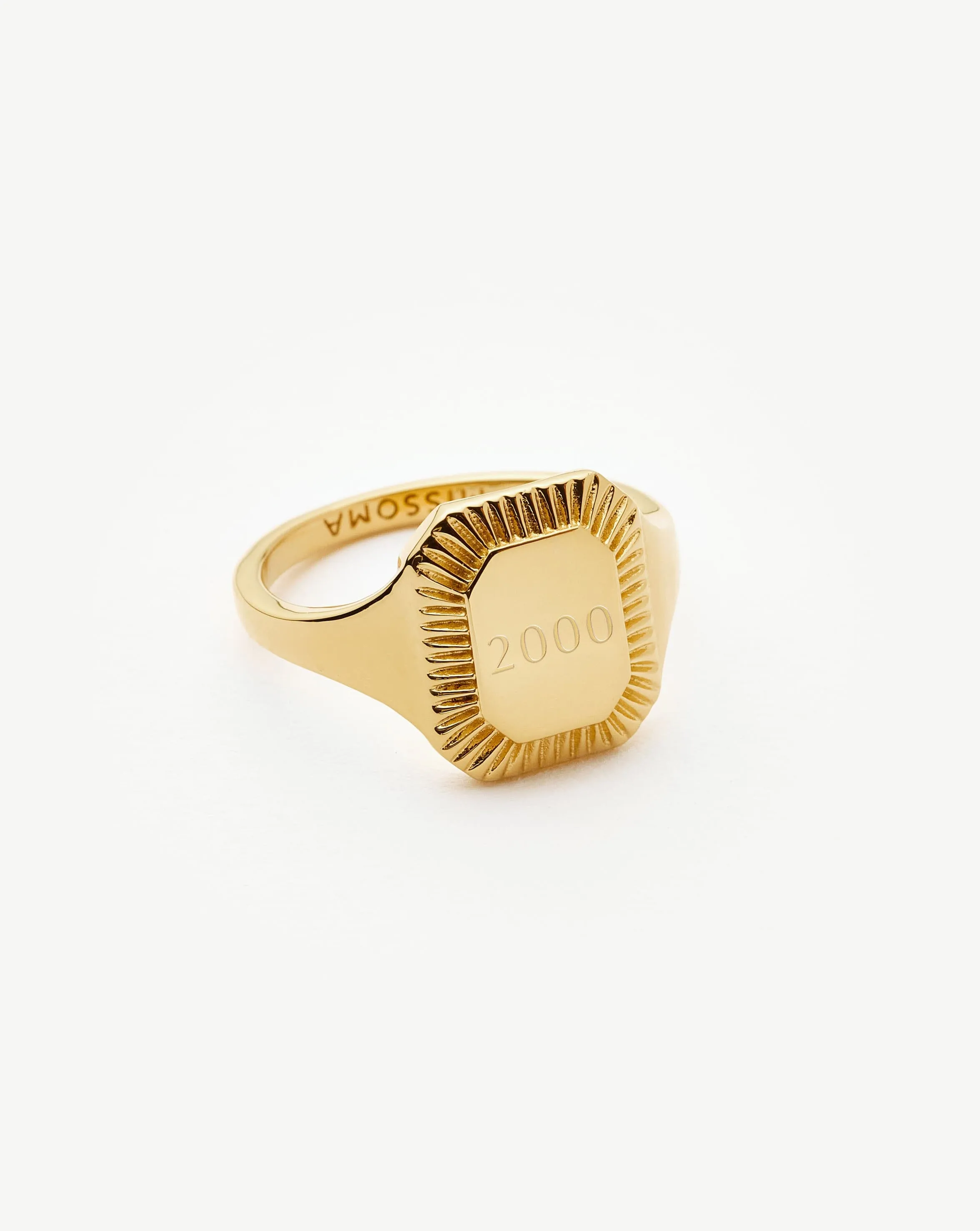 Engravable Square Ridge Signet Ring | 18k Gold Vermeil