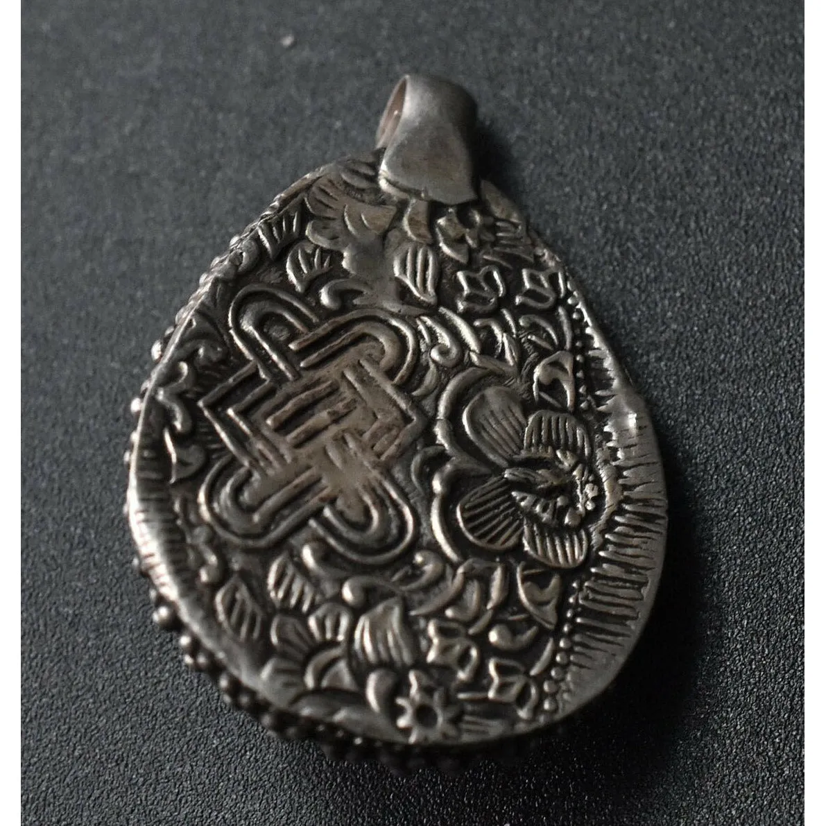 Handcrafted Vintage  Silver Pendant