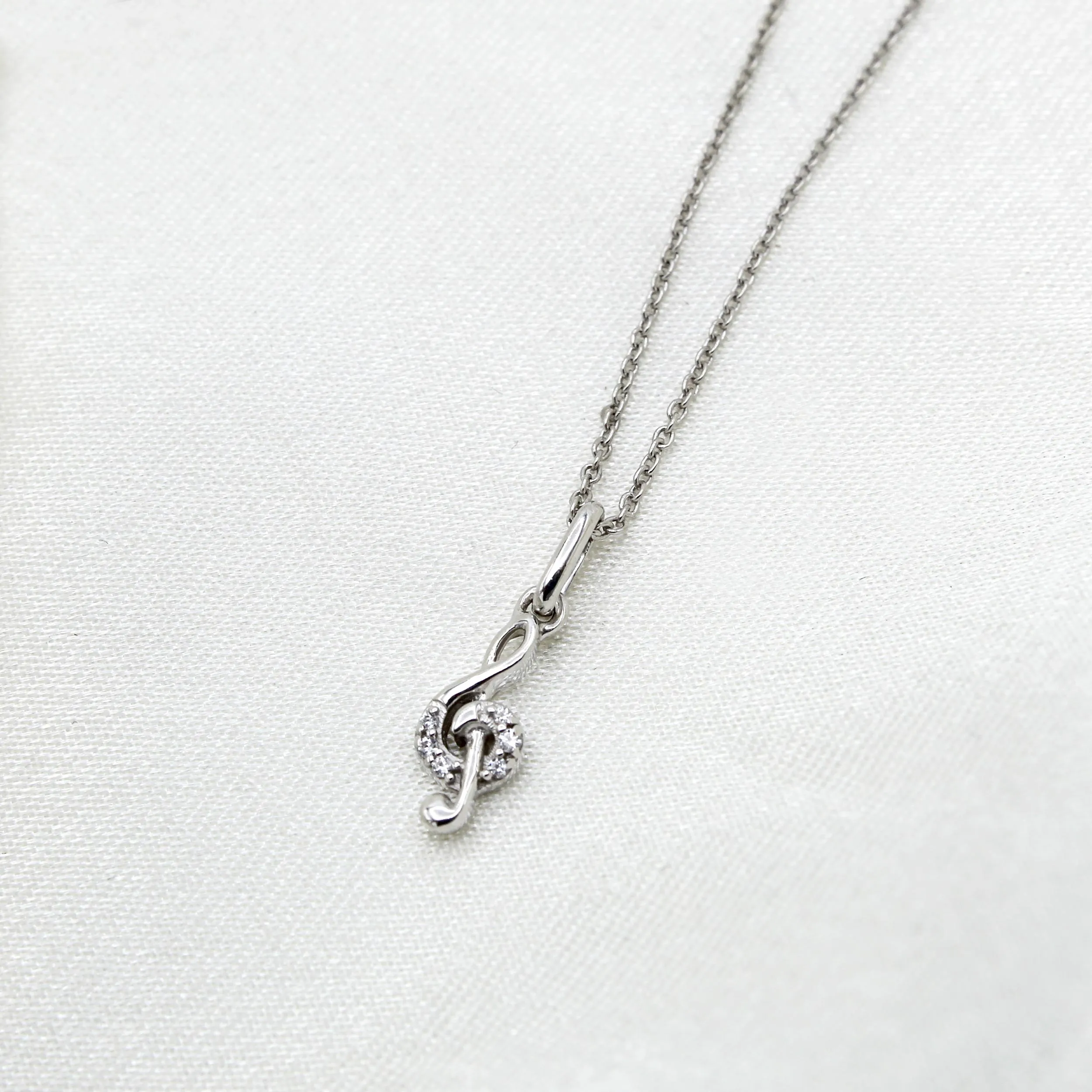 Musical Treble Clef 1/40 Cttw Natural Diamond Pendant Necklace set in 925 Sterling Silver