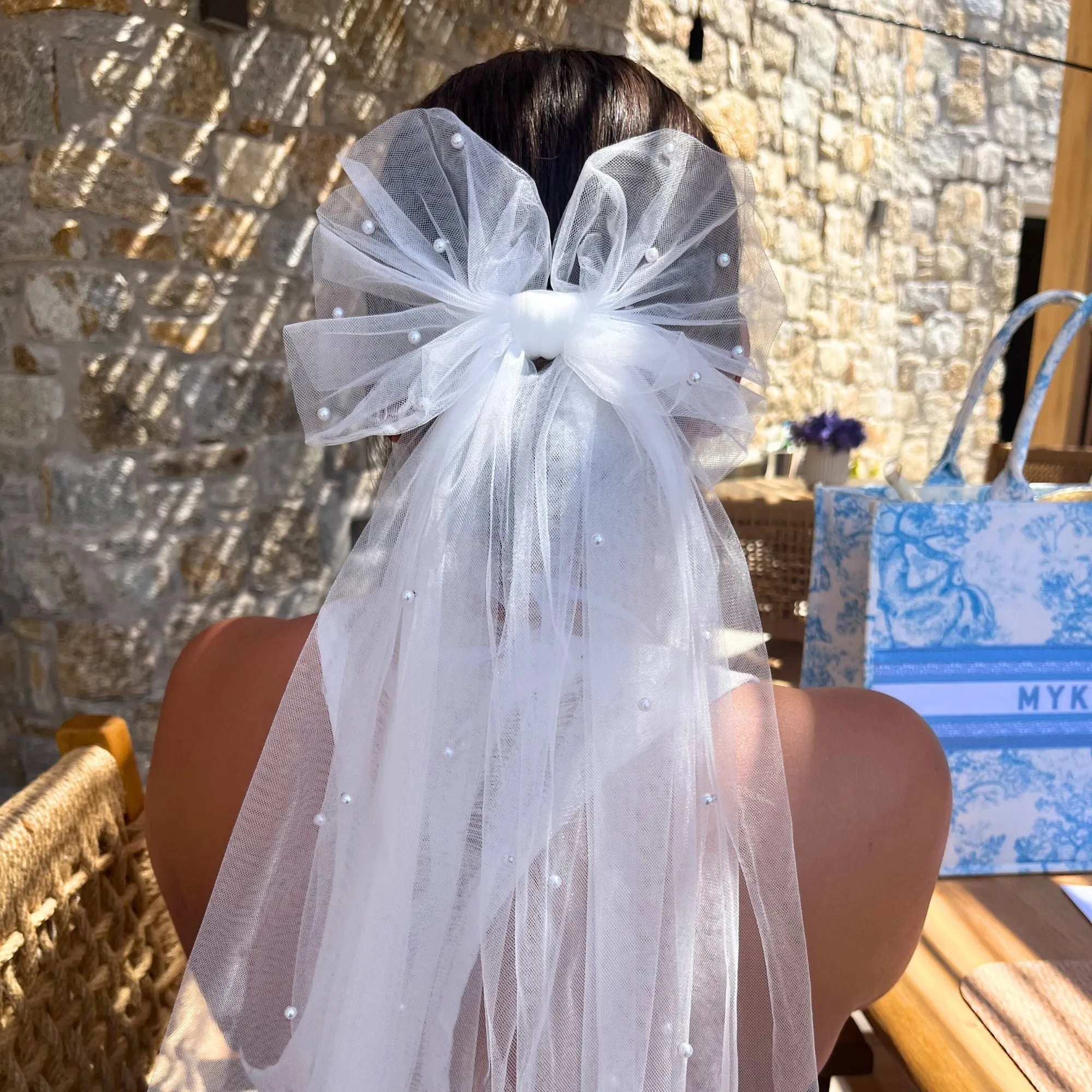 Pearl Bow Veil