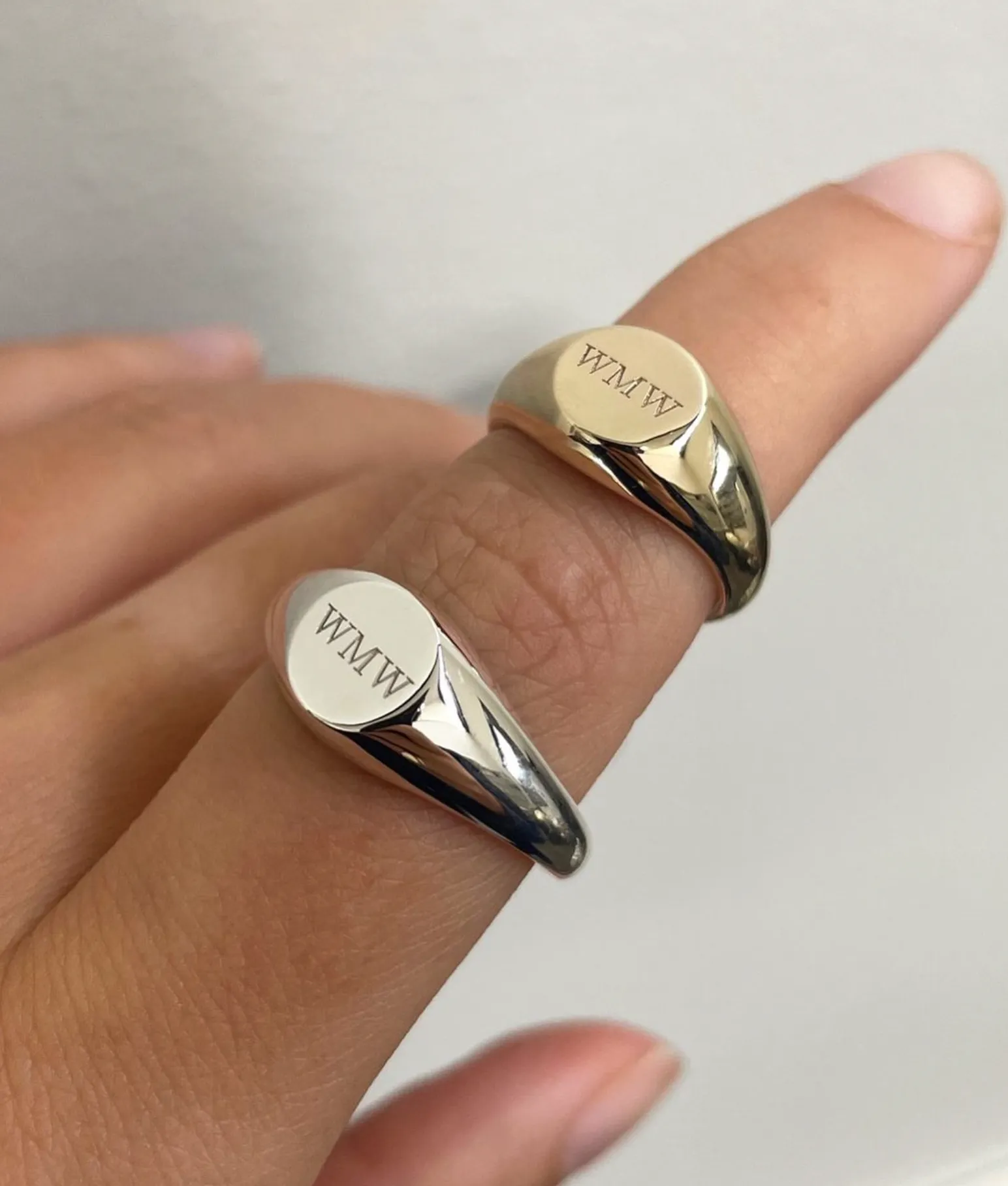 Signature Petite Signet Ring | Yellow Gold